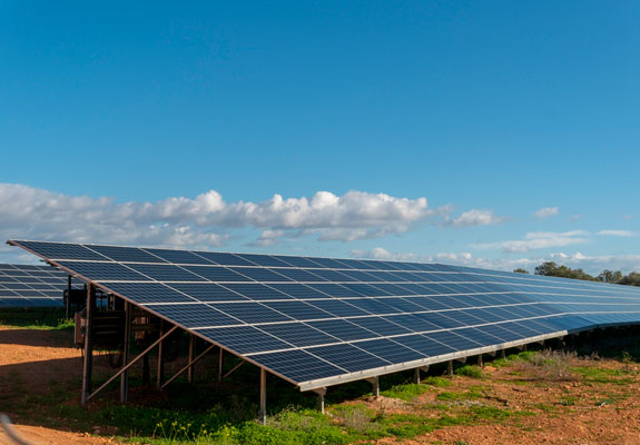 Placas termosolares de Sinergies Mallorca para soluciones energéticas sostenibles